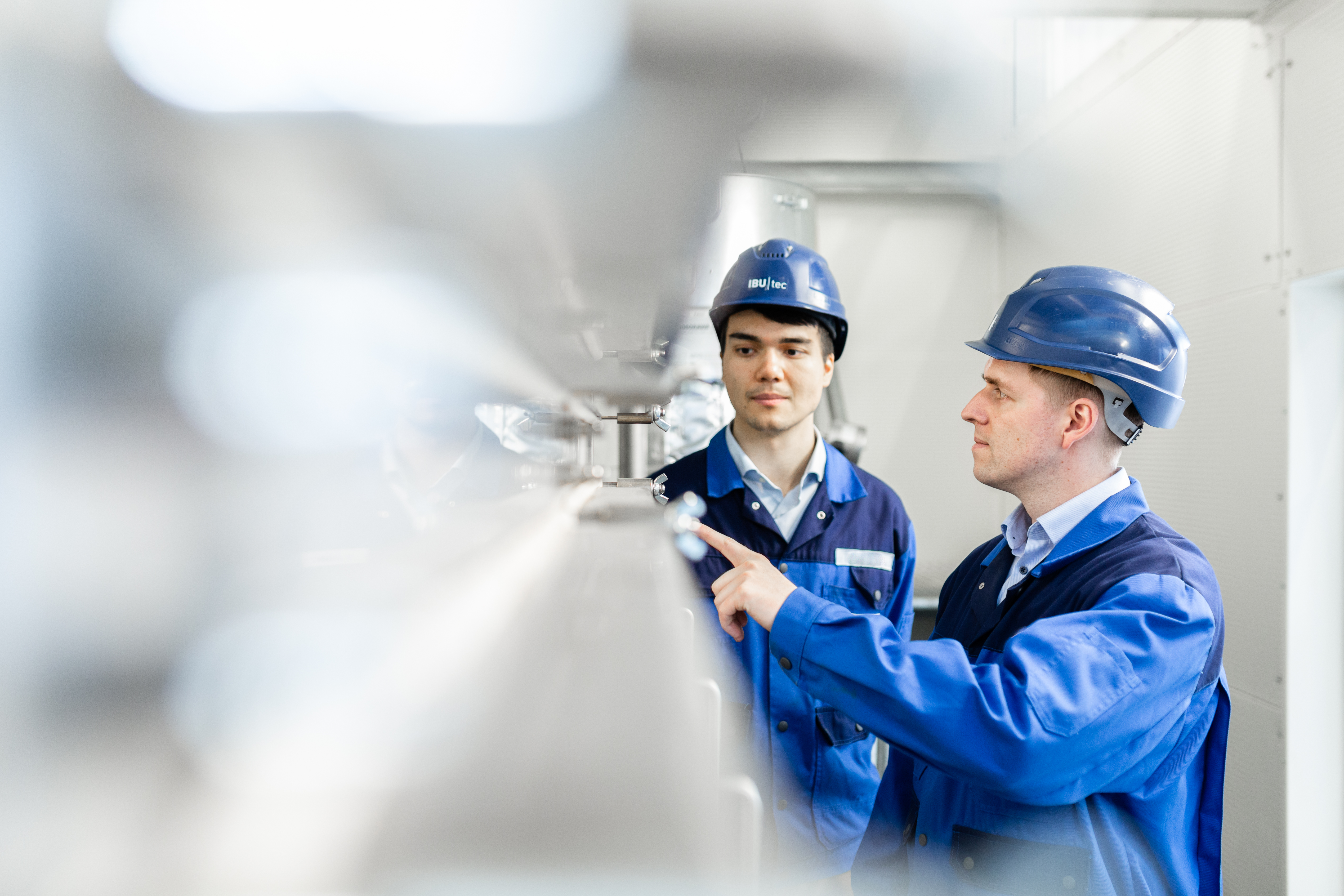 IBU-tec Versuche und Scale-up in Drehrohröfen für thermische Verfahrenstechnik IBU-tec Versuche und Scale-up in Drehrohröfen für thermische Verfahrenstechnik